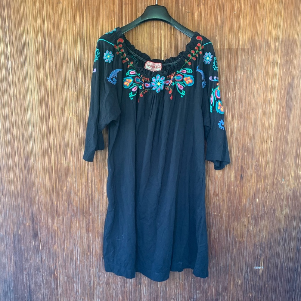 Johnny Was Embroidered Top